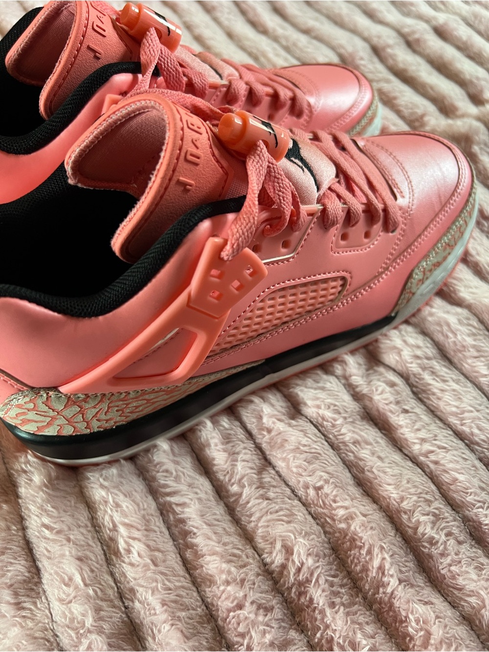 Jordan 4 Spizike Women's Athletic Sneakers